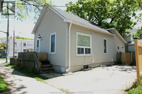 175 Davis Street Sarnia ON N7T 1A5