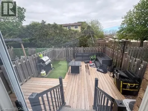160 Lavina Crescent Hamilton ON L9C 6R8