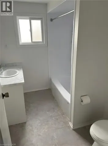 160 Lavina Crescent Hamilton ON L9C 6R8