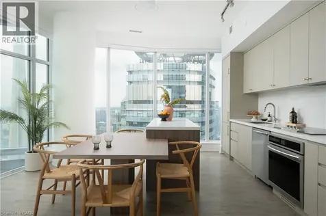 10 York Street Toronto ON M5J 2L9