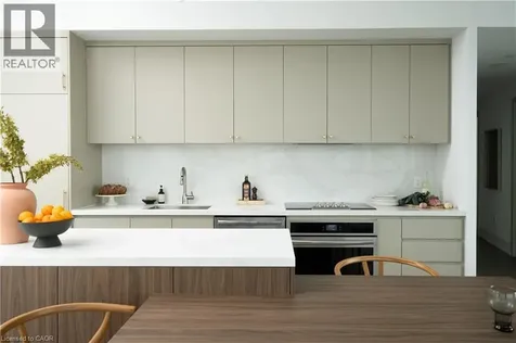 10 York Street Toronto ON M5J 2L9