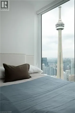 10 York Street Toronto ON M5J 2L9