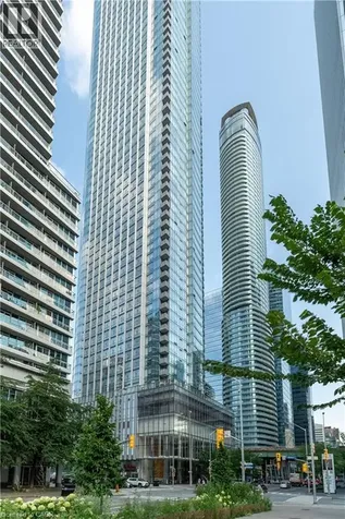 10 York Street Toronto ON M5J 2L9