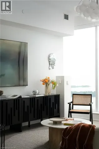10 York Street Toronto ON M5J 2L9