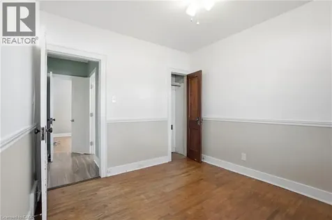96 Paling Avenue Hamilton ON L8H 5J4