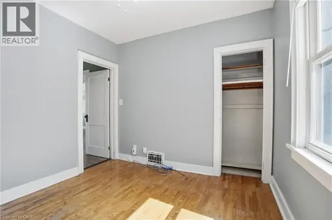 96 Paling Avenue Hamilton ON L8H 5J4