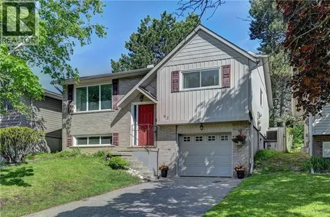 92 Pinemeadow Crescent Waterloo ON N2T 1A7