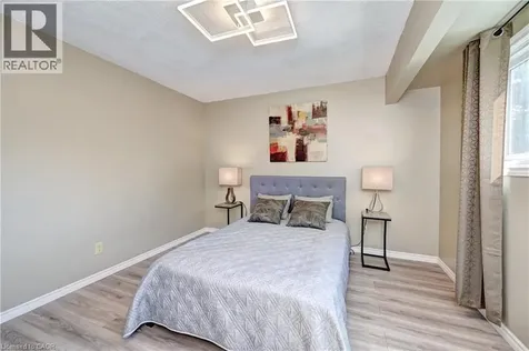 92 Pinemeadow Crescent Waterloo ON N2T 1A7