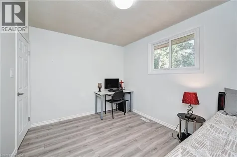 92 Pinemeadow Crescent Waterloo ON N2T 1A7