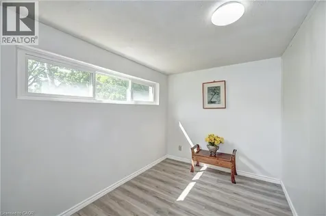 92 Pinemeadow Crescent Waterloo ON N2T 1A7