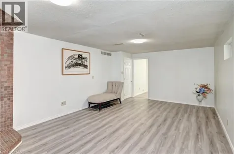 92 Pinemeadow Crescent Waterloo ON N2T 1A7