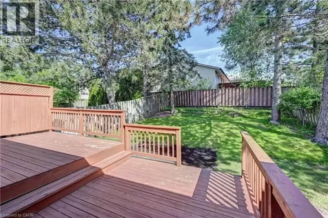92 Pinemeadow Crescent Waterloo ON N2T 1A7