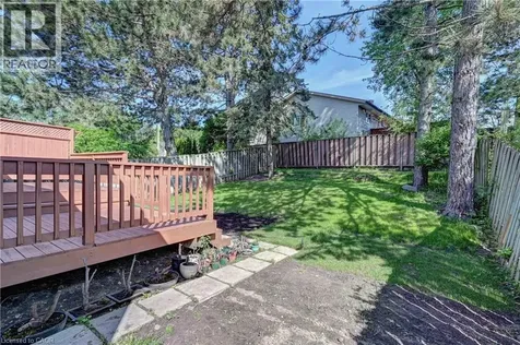 92 Pinemeadow Crescent Waterloo ON N2T 1A7