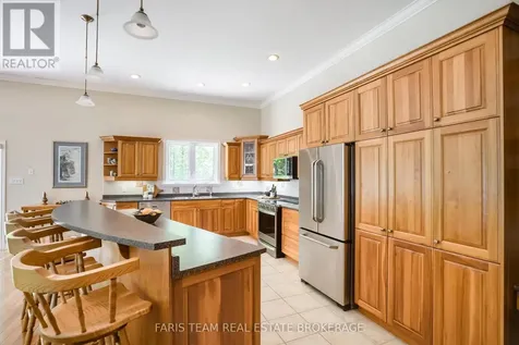 84 Thompson Lane Kawartha Lakes (carden) ON L0K 1W0