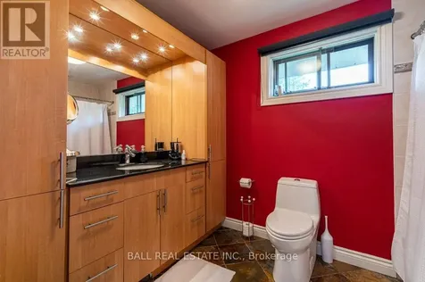 1484 Hawkswood Drive Selwyn ON K0L 1T0