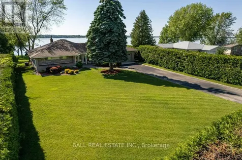 1484 Hawkswood Drive Selwyn ON K0L 1T0