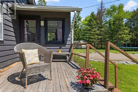 518 County Rd 6 Road Douro-dummer ON K0L 2H0