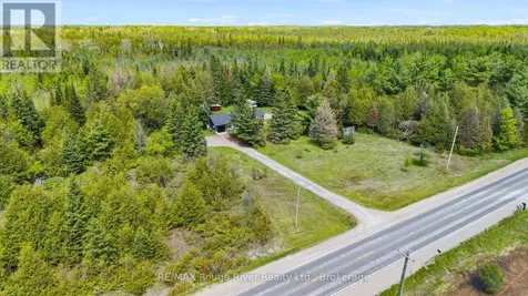 518 County Rd 6 Road Douro-dummer ON K0L 2H0