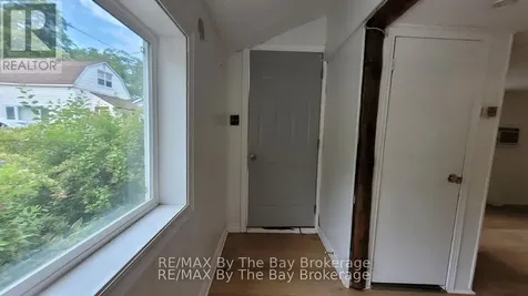 23 Glen Street Wasaga Beach ON L9Z 2K5