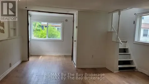 23 Glen Street Wasaga Beach ON L9Z 2K5