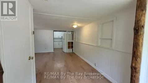 23 Glen Street Wasaga Beach ON L9Z 2K5