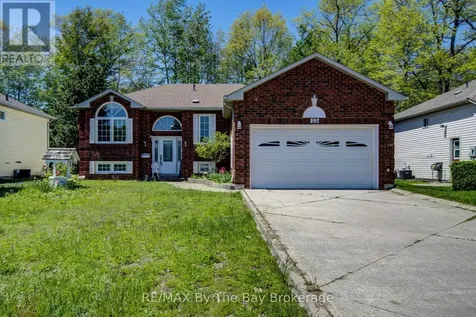12 Silver Birch Avenue Wasaga Beach ON L9Z 1B7