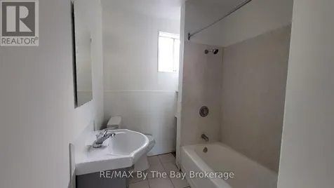 280 River Road East Wasaga Beach ON L9Z 2L7
