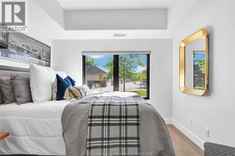 4578 Huron Church Line Road Lasalle ON N9H 0M2