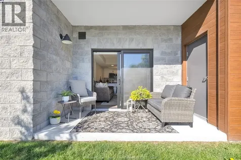 4578 Huron Church Line Road Lasalle ON N9H 0M2