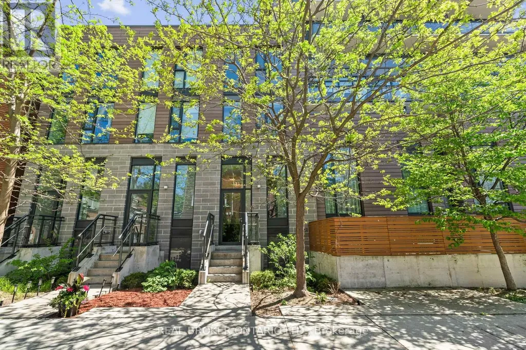 16 Filmic Lane Toronto (south Riverdale) ON M4M 3R1