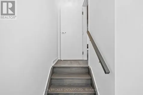16 Filmic Lane Toronto (south Riverdale) ON M4M 3R1