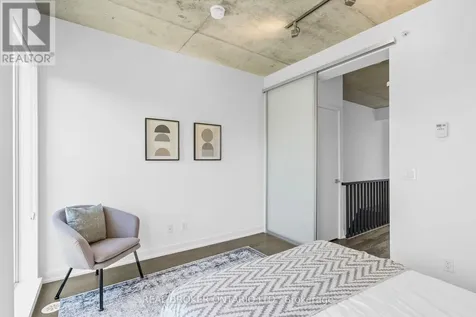 16 Filmic Lane Toronto (south Riverdale) ON M4M 3R1
