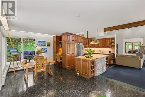 4637 Northwoods Drive Ottawa ON K0A 3M0