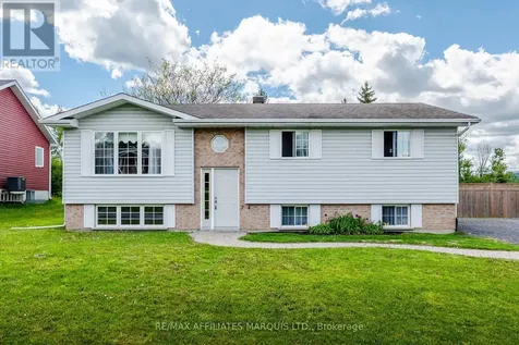74 Columbia Avenue South Stormont ON K0C 1P0