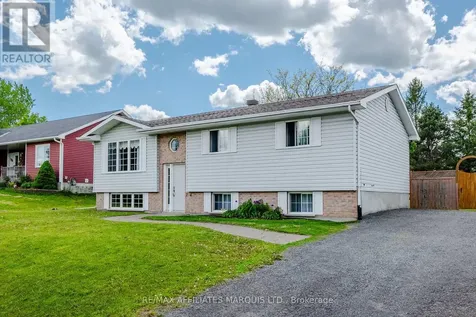 74 Columbia Avenue South Stormont ON K0C 1P0