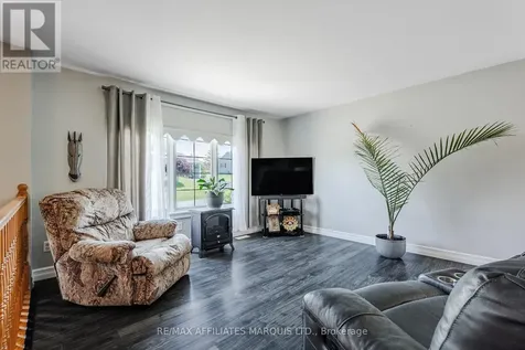 74 Columbia Avenue South Stormont ON K0C 1P0