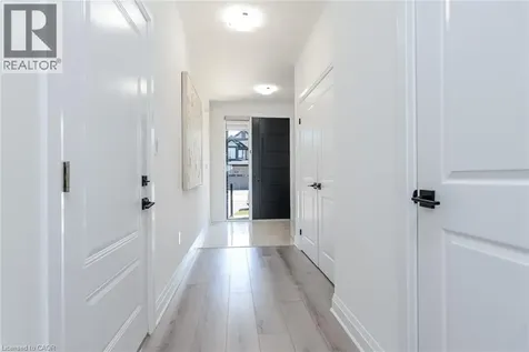 508 Nathalie Crescent Kitchener ON N2E 0H8