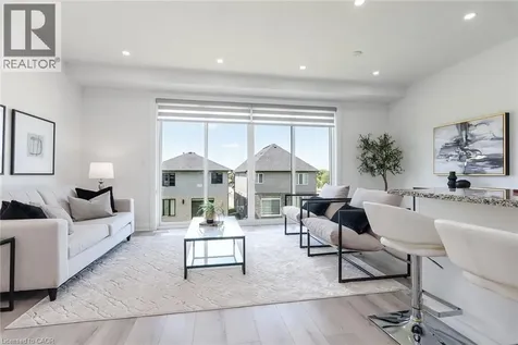 508 Nathalie Crescent Kitchener ON N2E 0H8