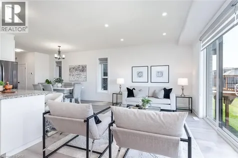 508 Nathalie Crescent Kitchener ON N2E 0H8