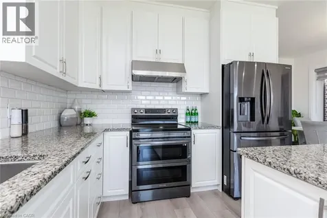 508 Nathalie Crescent Kitchener ON N2E 0H8