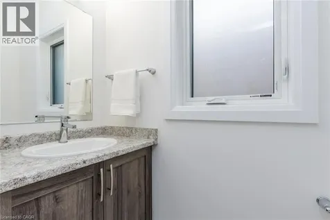 508 Nathalie Crescent Kitchener ON N2E 0H8