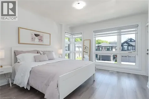 508 Nathalie Crescent Kitchener ON N2E 0H8