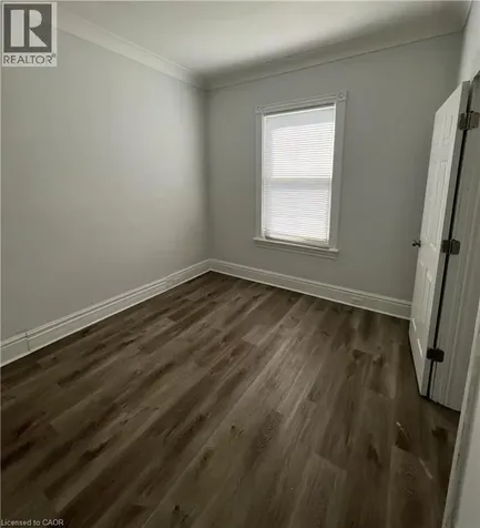 44 Madison Avenue Hamilton ON L8L 5Y4