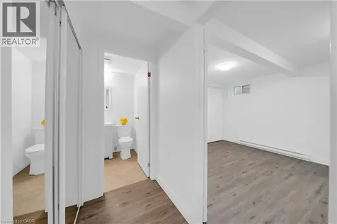 1270 Gainsborough Drive Oakville ON M9A 0E1