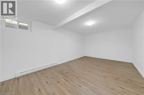 1270 Gainsborough Drive Oakville ON M9A 0E1