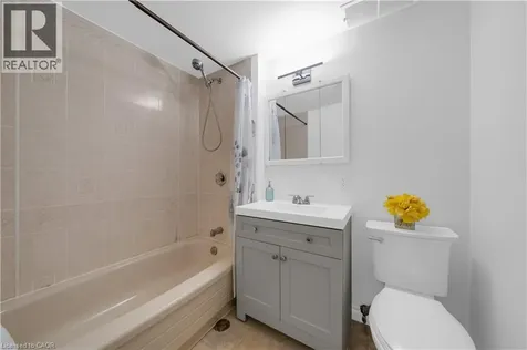1270 Gainsborough Drive Oakville ON M9A 0E1