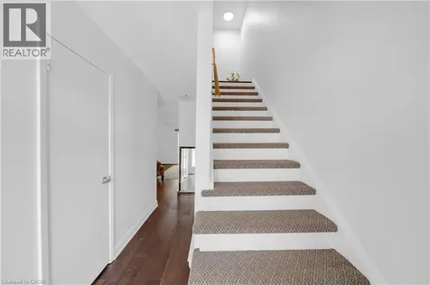 1270 Gainsborough Drive Oakville ON M9A 0E1