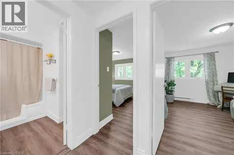 1270 Gainsborough Drive Oakville ON M9A 0E1