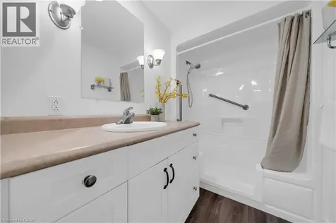 1270 Gainsborough Drive Oakville ON M9A 0E1