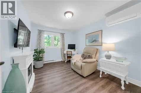1270 Gainsborough Drive Oakville ON M9A 0E1